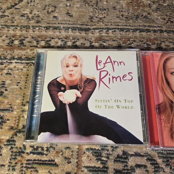 Lot of 2 LeAnn Rimes CDs: Sittin' On Top Of The World & How Do I Live - Picture 3 of 6